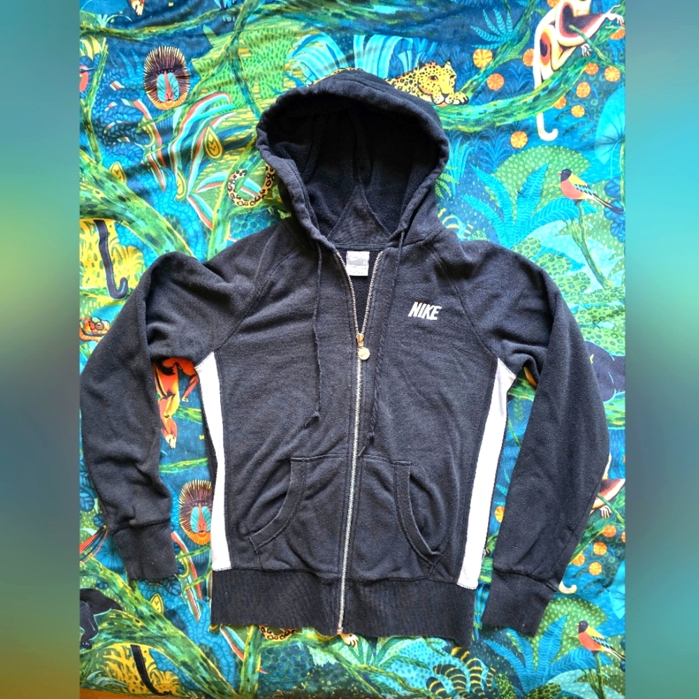 Nike Black and White Hoodie with Zipper